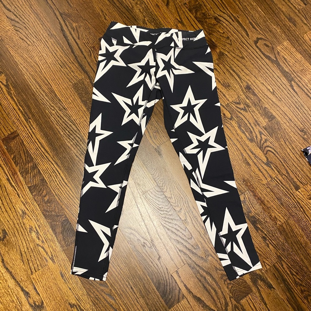 Perfect moment star leggings